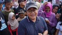Walikota Jambi, Dr. H. Maulana, MKM bersama masyarakat Kota Jambi